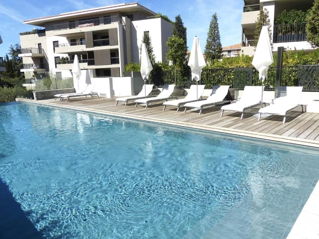 Residence Exclusive Resort Сен Тропе Екстериор снимка